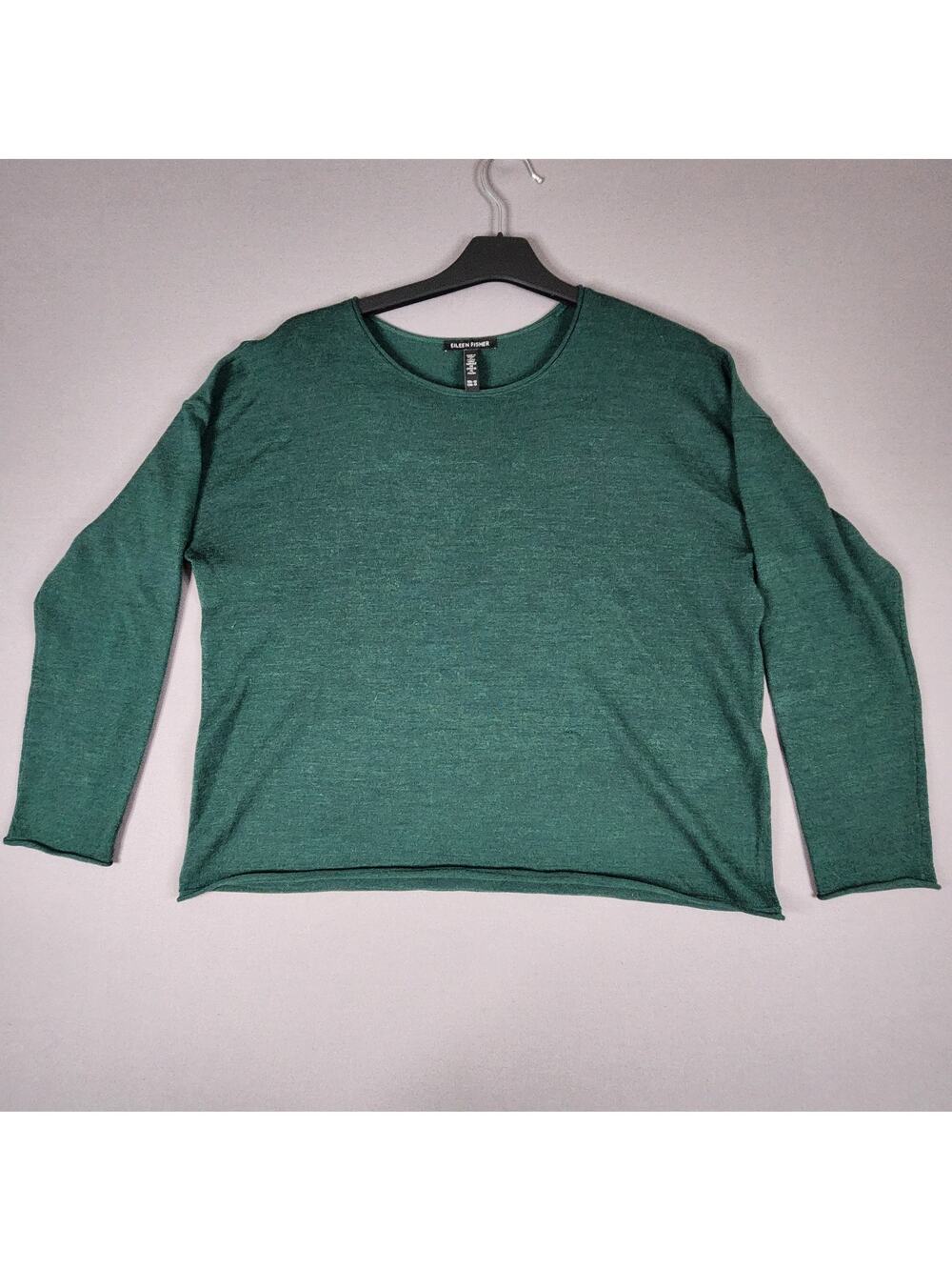 Eileen Fisher XS Italian Yarn Hunter green lightweight sweater crewneck roll hem